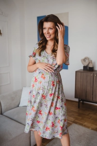Sukienka ciążowa i do karmienia Lovely Dress Midi błękitna w owoce krótki rękaw