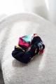 Scrunchie gumka do włosow granatowa w print