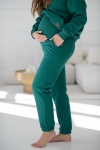 II gatunek - Grube dresowe spodnie ciążowe Motherhood butelkowa zieleń