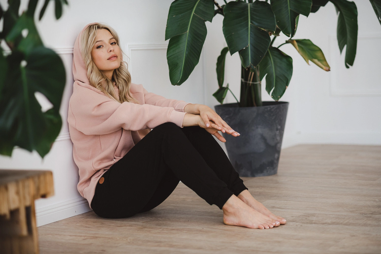 Bluza ciążowa oversize z wygodnymi joggersami ciążowymi ze ściągaczem Milk and Love